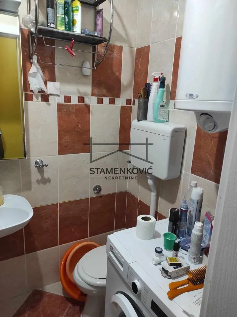 Prodaja, dvosoban stan, 51m², Bulevar patrijarha Pavla, Novi Sad Sve Podlokacije