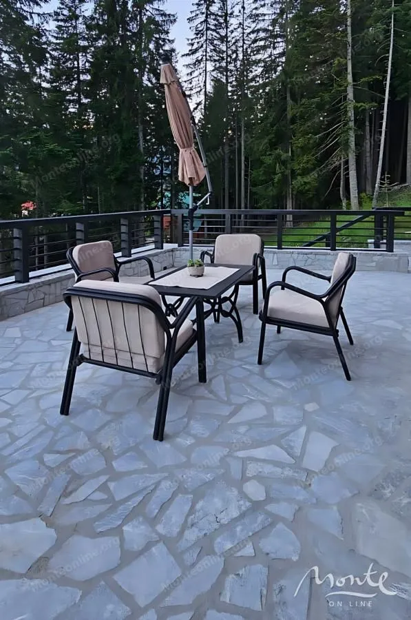Prodaja, kuća, 160m², Žabljak, Crna Gora