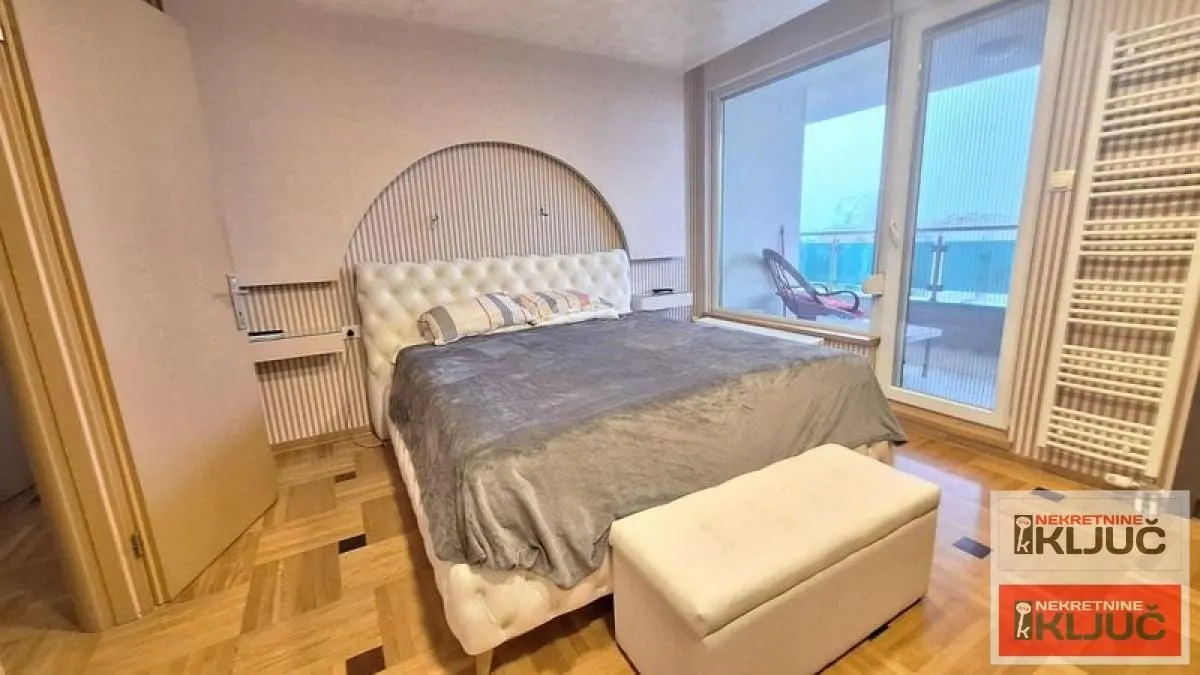 Prodaja, trosoban stan, 108m², Bulevar Evrope, Novi Sad Sve Podlokacije