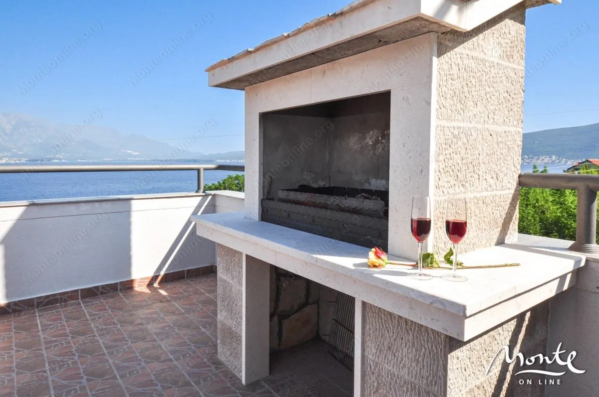 Prodaja, kuća, 260m², Bijela, Herceg Novi