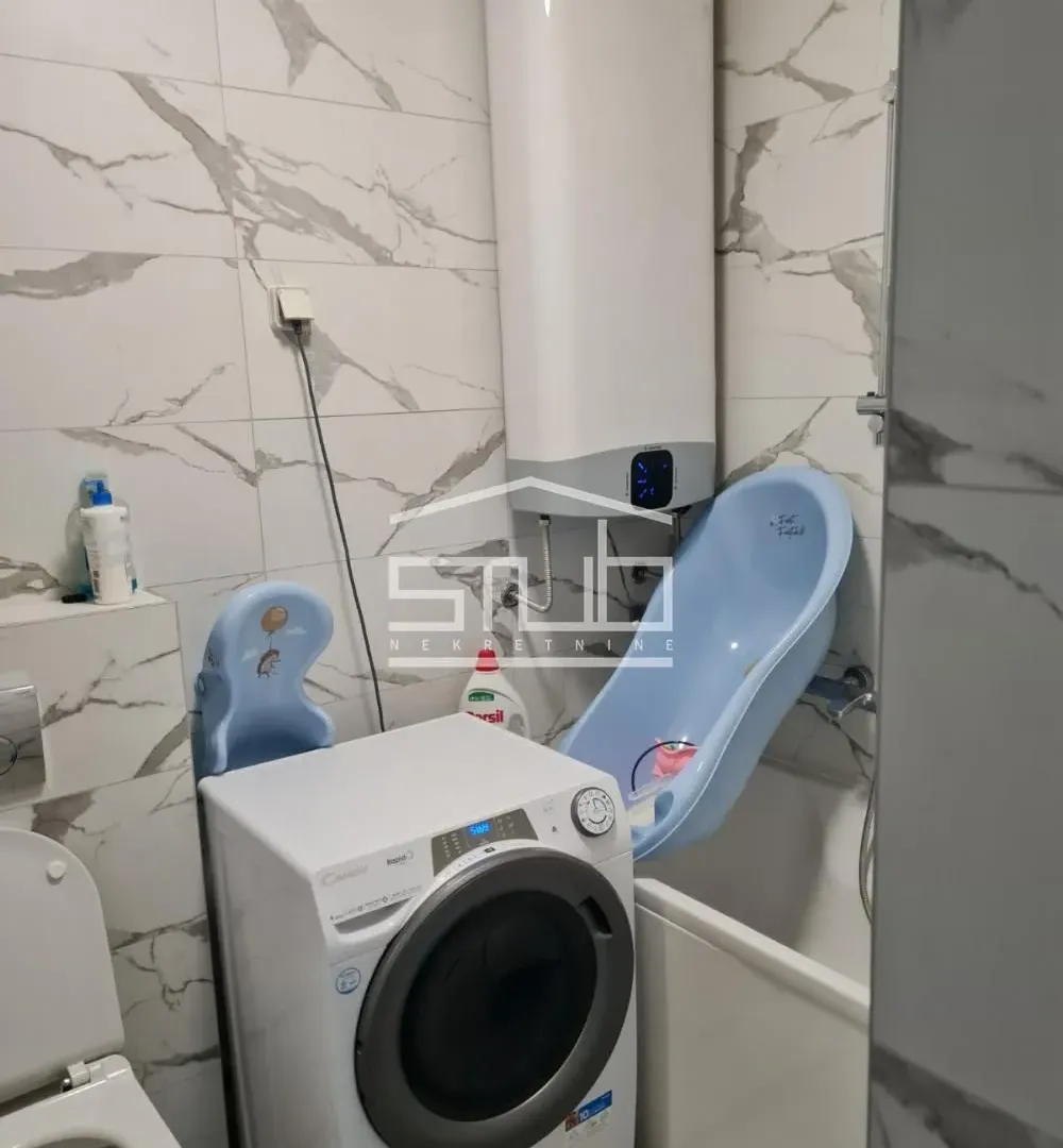 Izdavanje, trosoban stan, 77m², Tošin bunar, Novi Beograd Sve Podlokacije