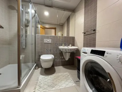 Izdavanje, jednosoban stan, 50m², City Kvart, Podgorica - image 5