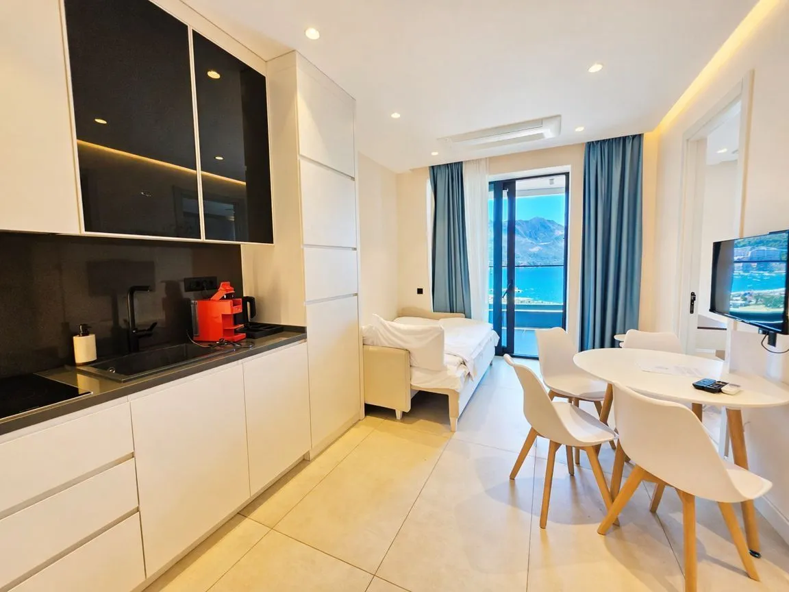 Sale, one bedroom apartment, 44m², Bečići, Budva