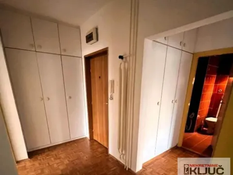 Izdavanje, trosoban stan, 78m², Liman 3, Novi Sad Sve Podlokacije - image 5