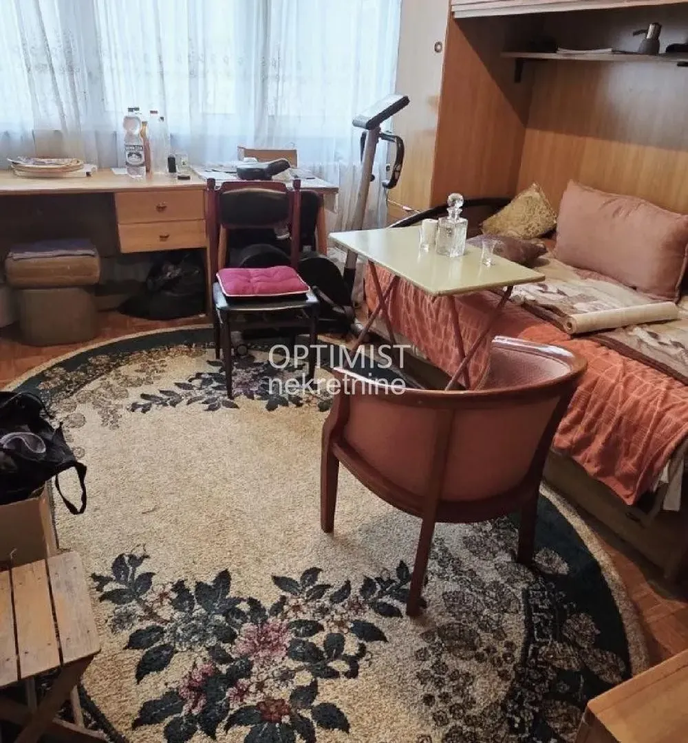 Sale, three bedroom apartment, 103m², Zvezdara Sve Podlokacije, Beograd