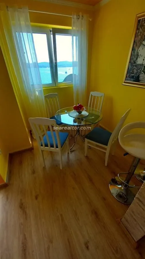 Rent, one bedroom apartment, 50m², Centar, Tivat