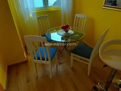 Izdavanje, jednosoban stan, 50m², Centar, Tivat - image 6