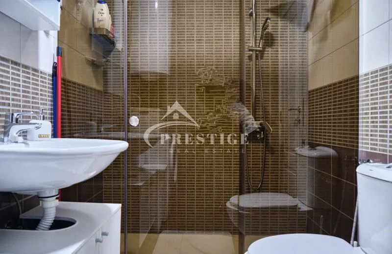 Prodaja, dvosoban stan, 70m², Drač, Podgorica