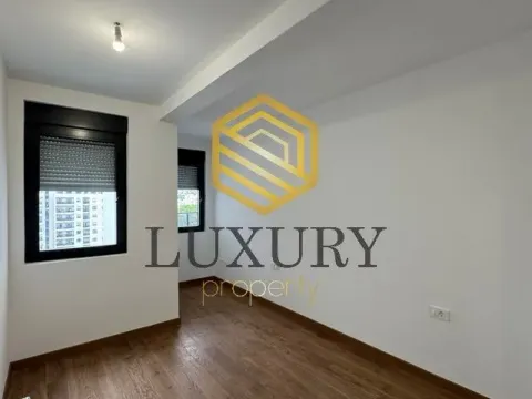 Rent, two bedroom apartment, 64m², Central Point, Podgorica - image 8