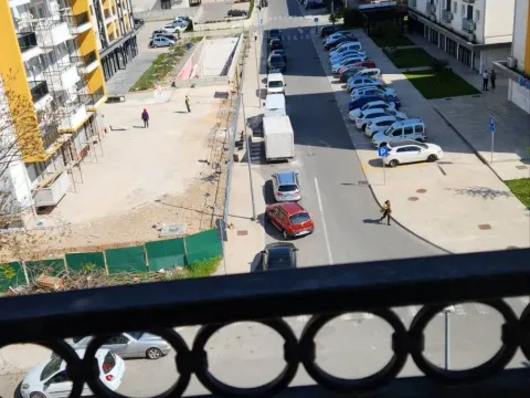 Izdavanje, jednosoban stan, 61m², Pobrežje, Podgorica - image 2