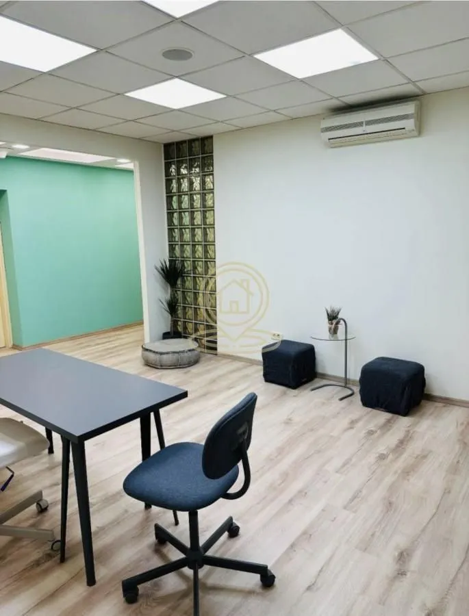 Rent, office space, 90m², Stari Grad, Beograd