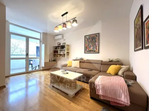 Prodaja, jednosoban stan, 48m², Stari Aerodrom, Podgorica - image 3