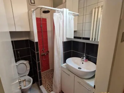 Izdavanje, trosoban stan, 61m², Voždovac Sve Podlokacije, Beograd - image 11