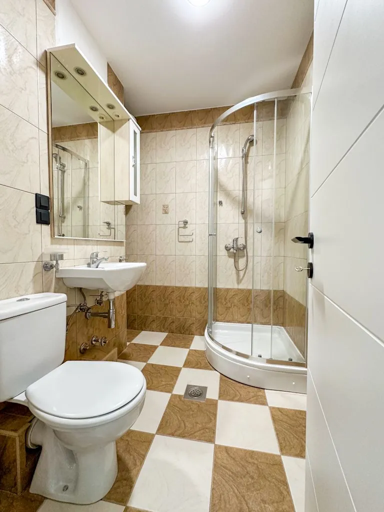 Prodaja, dvosoban stan, 72m², Pobrežje, Podgorica
