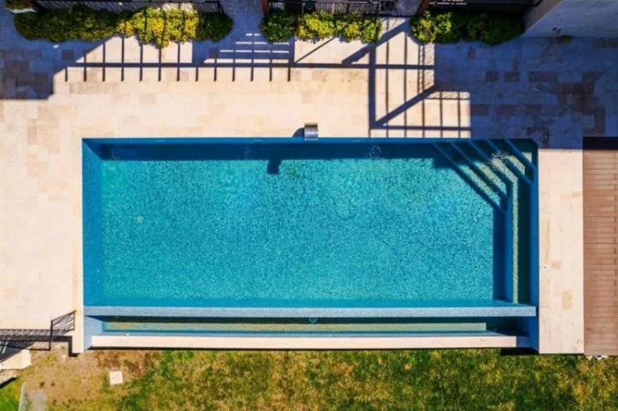 Sale, three bedroom apartment, 90m², Sveti Stefan, Budva