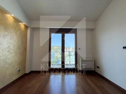 Rent, office space, 138m², Preko Morače, Podgorica - image 21