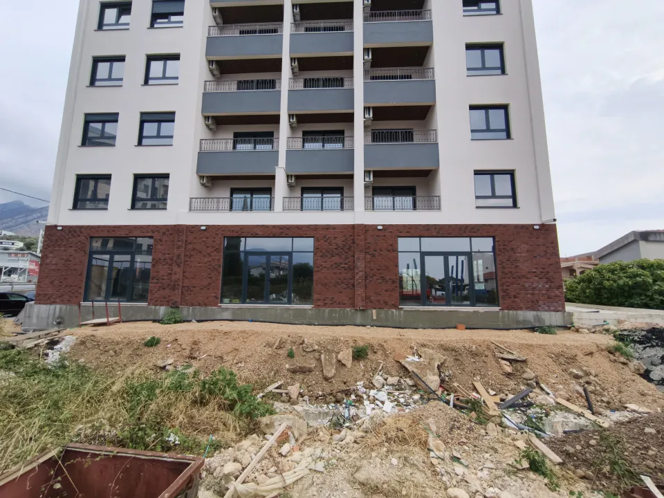Sale, office space, 318m², Bar, Crna Gora