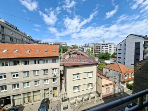Rent, two bedroom apartment, 43m², Vračar Sve Podlokacije, Beograd - image 13