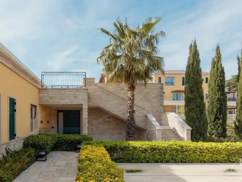 Prodaja, kuća, 287m², Kumbor, Herceg Novi - image 15