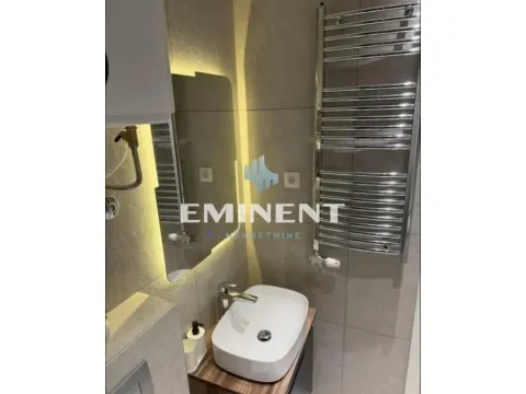 Rent, two bedroom apartment, 53m², Kalenić Pijaca, Vračar Sve Podlokacije - image 9