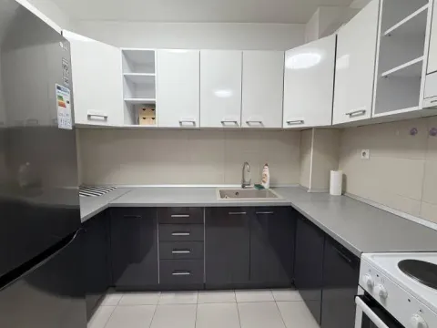 Rent, two bedroom apartment, 49m², Voždovac Sve Podlokacije, Beograd - image 4