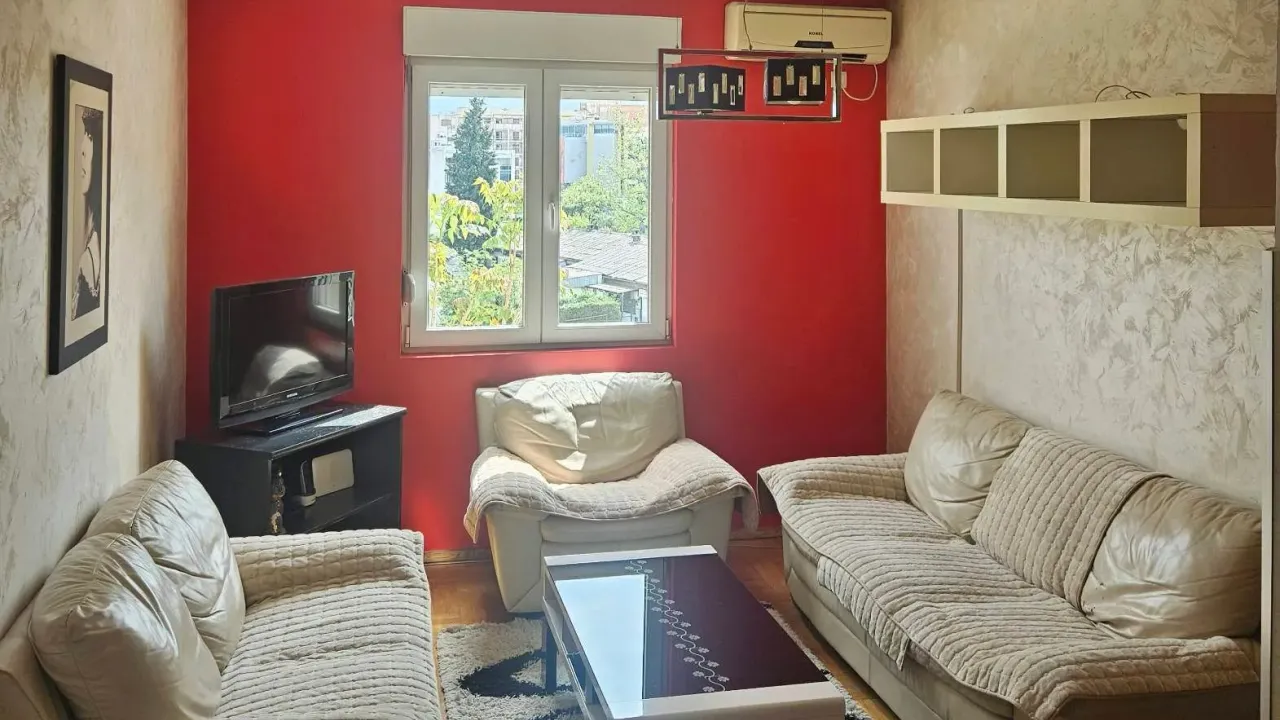 Rent, one bedroom apartment, 37m², Stari Aerodrom, Podgorica