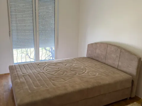 Izdavanje, jednosoban stan, 36m², Stari Aerodrom, Podgorica - image 5