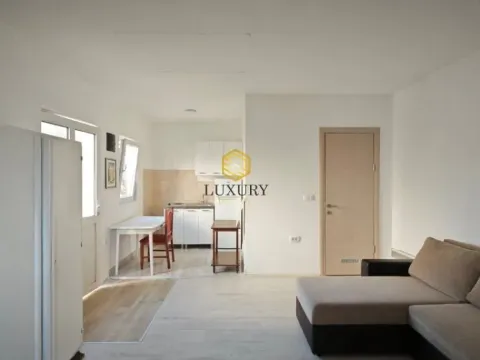 Izdavanje, garsonjera, 30m², Zabjelo, Podgorica - image 7