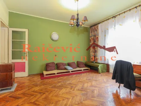 Prodaja, trosoban stan, 95m², Vračar, Šid - image 5