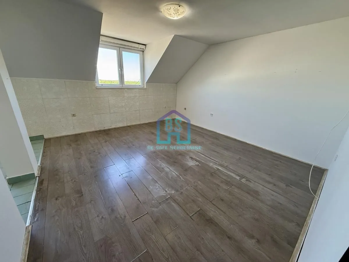 Prodaja, trosoban stan, 64m², Temerin, Novi Sad