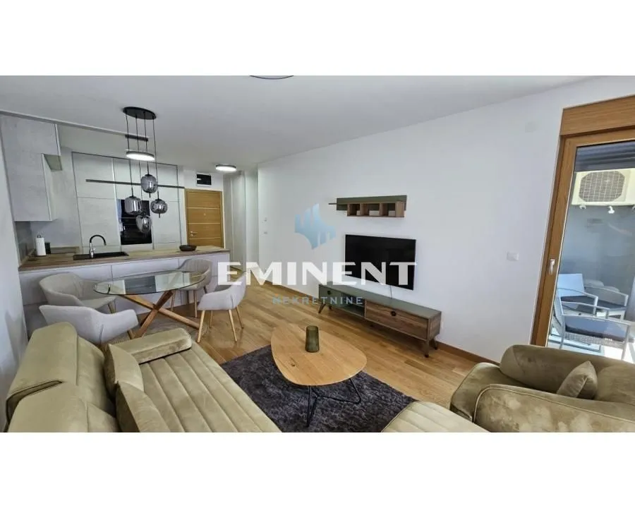 Izdavanje, dvosoban stan, 54m², Novi Beograd Blok 65, Novi Beograd Sve Podlokacije