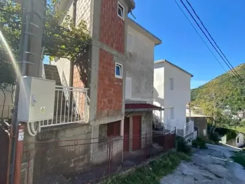 Sale, house, 74m², Sutomore, Bar - image 1