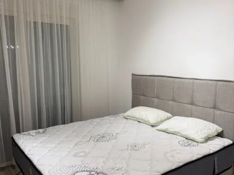 Izdavanje, garsonjera, 34m², Bečići, Budva - image 3