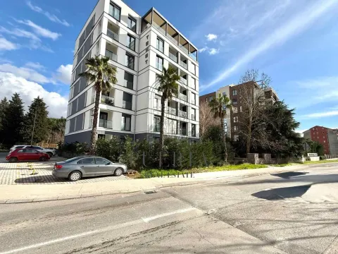 Rent, one bedroom apartment, 45m², Zagorič, Podgorica - image 15