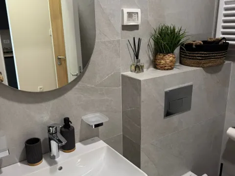 Izdavanje, jednosoban stan, 45m², Central Point, Podgorica - image 10