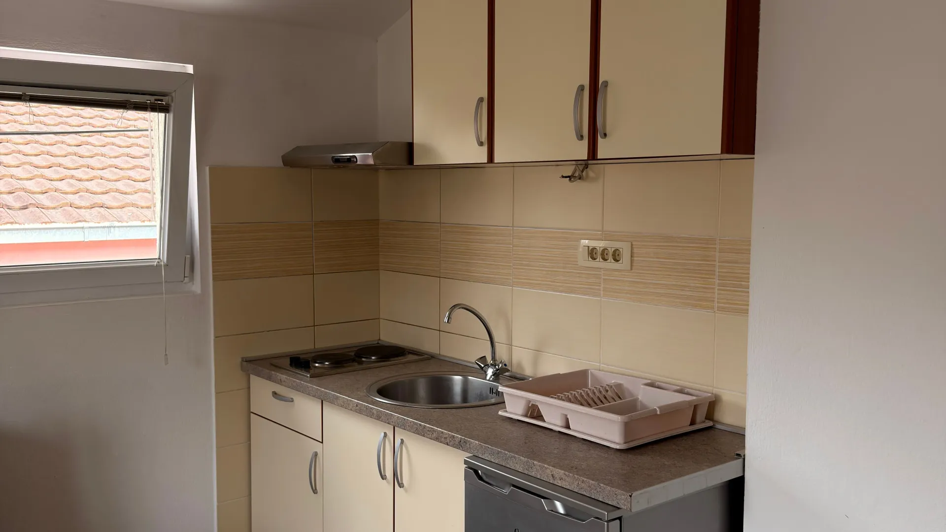 Rent, studio apartment, 28m², Blok 9, Podgorica