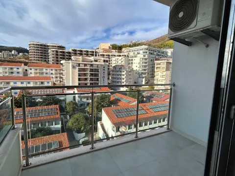 Sale, two bedroom apartment, 73m², Bečići, Budva - image 13