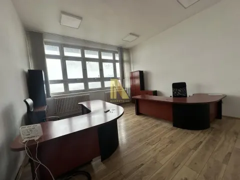 Rent, office space, 1200m², Klisa, Novi Sad Sve Podlokacije - image 9