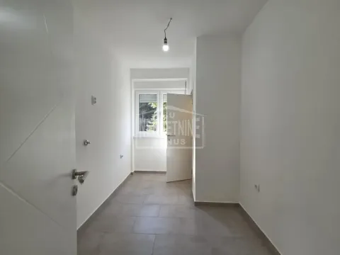Prodaja, dvosoban stan, 52m², Ker, Subotica - image 2