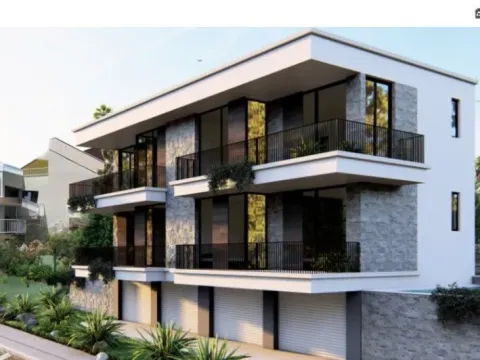 Prodaja, kuća, 450m², Herceg Novi, Crna Gora - image 1