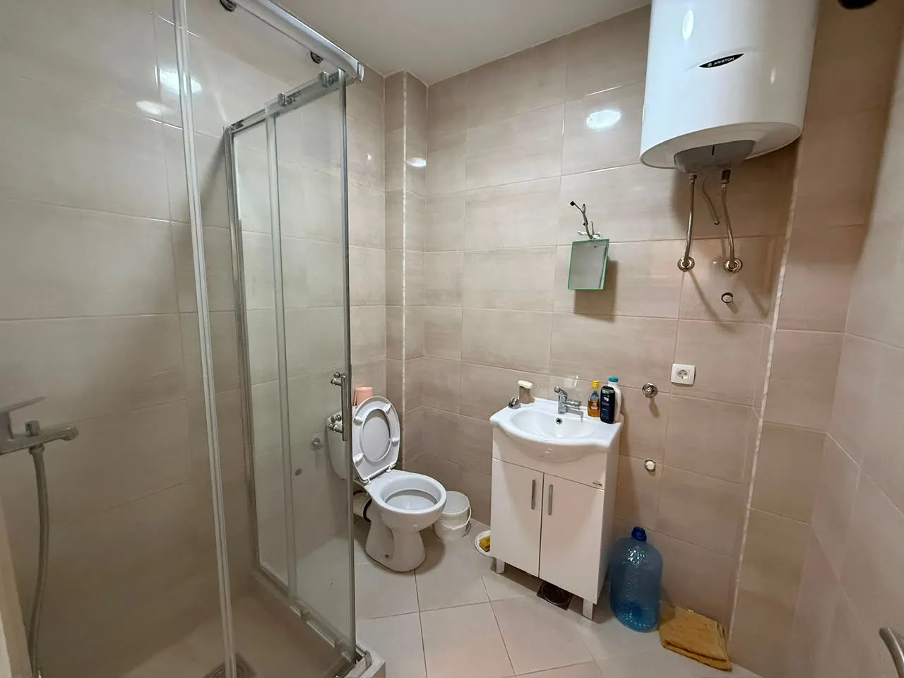 Prodaja, jednosoban stan, 40m², Podmaine, Budva