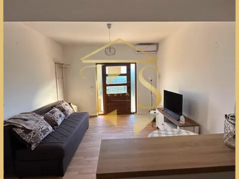 Izdavanje, jednosoban stan, 40m², Centar, Tivat - image 2