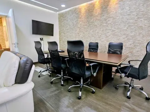 Rent, office space, 318m², Profesorska Kolonija, Palilula Sve Podlokacije - image 5