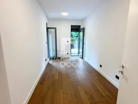 Rent, four bedroom apartment, 125m², Voždovac Sve Podlokacije, Beograd - image 8