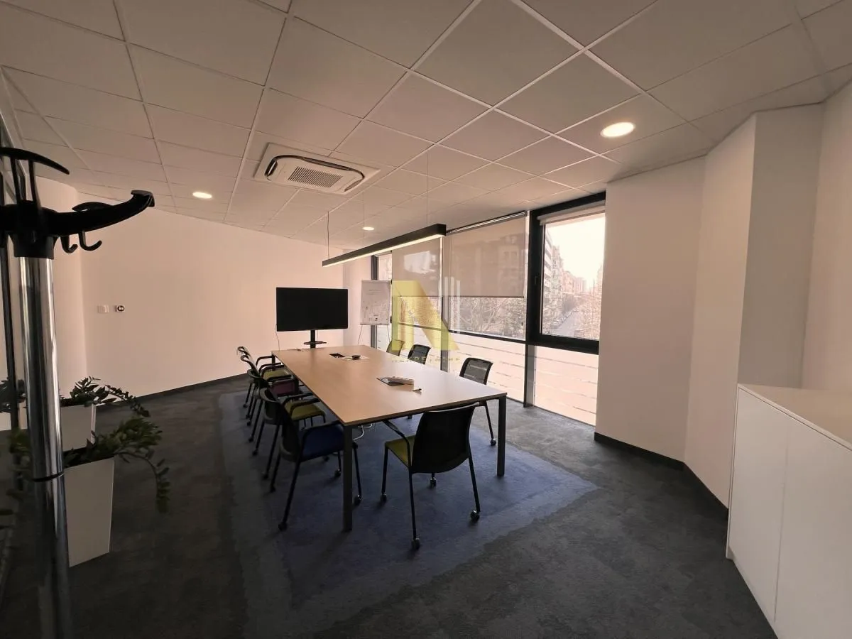 Rent, office space, 452m², Bulevar Oslobodjenja, Novi Sad Sve Podlokacije