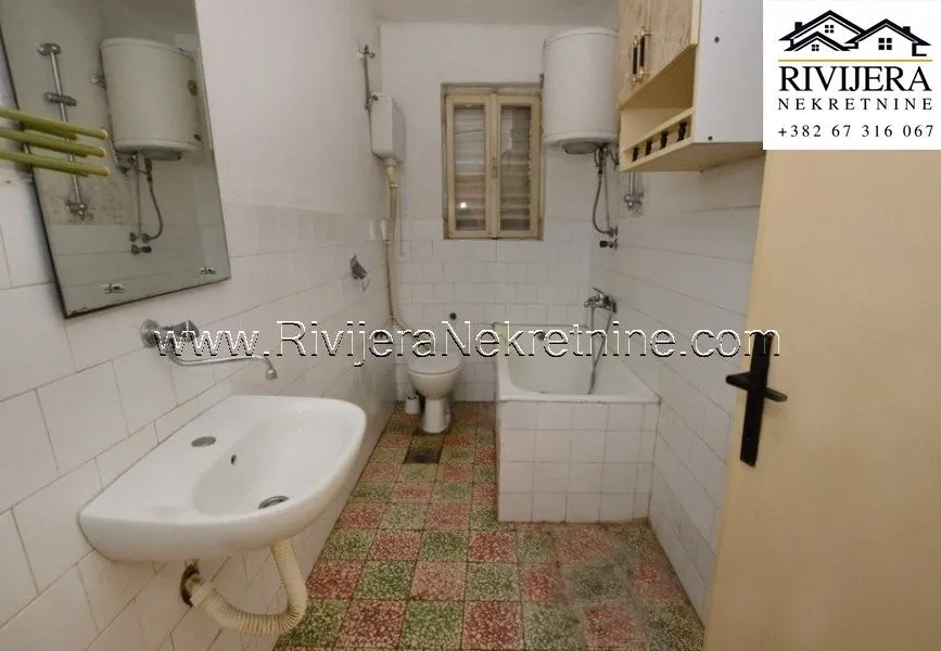 Prodaja, dvosoban stan, 72m², Topla, Herceg Novi