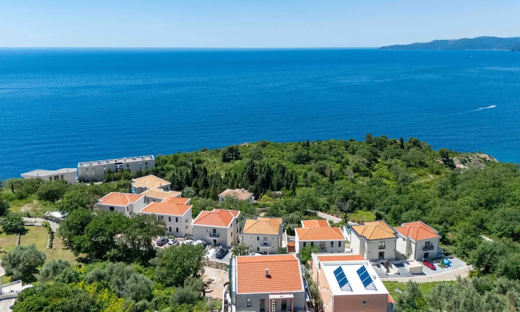 Sale, one bedroom apartment, 54m², Petrovac, Budva
