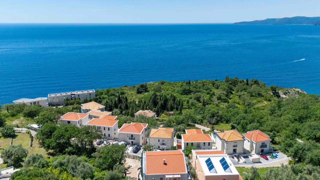 Prodaja, jednosoban stan, 54m², Petrovac, Budva