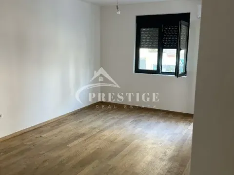 Prodaja, jednosoban stan, 45m², City Kvart, Podgorica - image 4