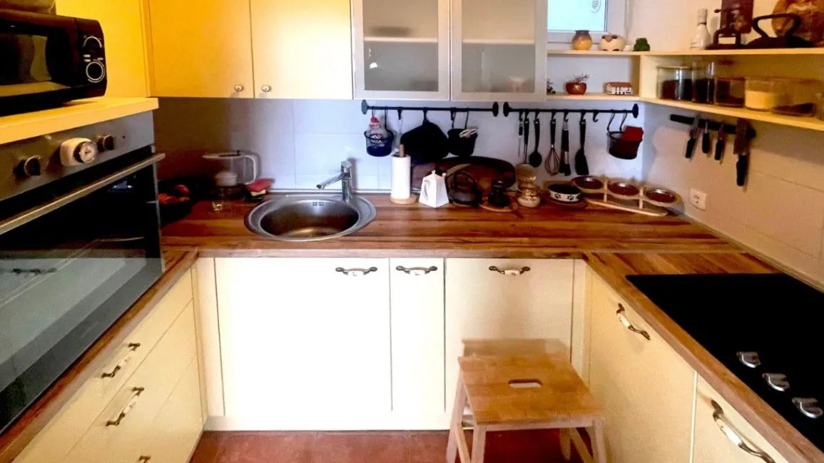Prodaja, četvorosoban stan, 66m², Petrovaradin, Novi Sad